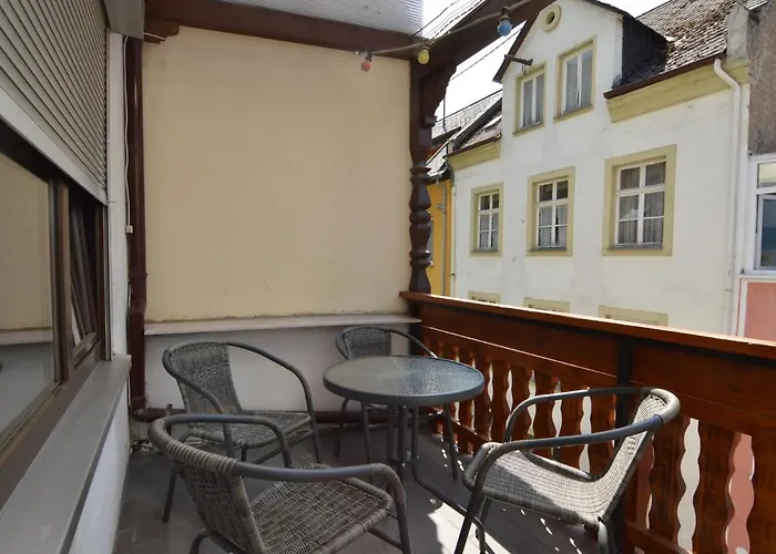 아파트 In Near Mosel River & Vineyards *